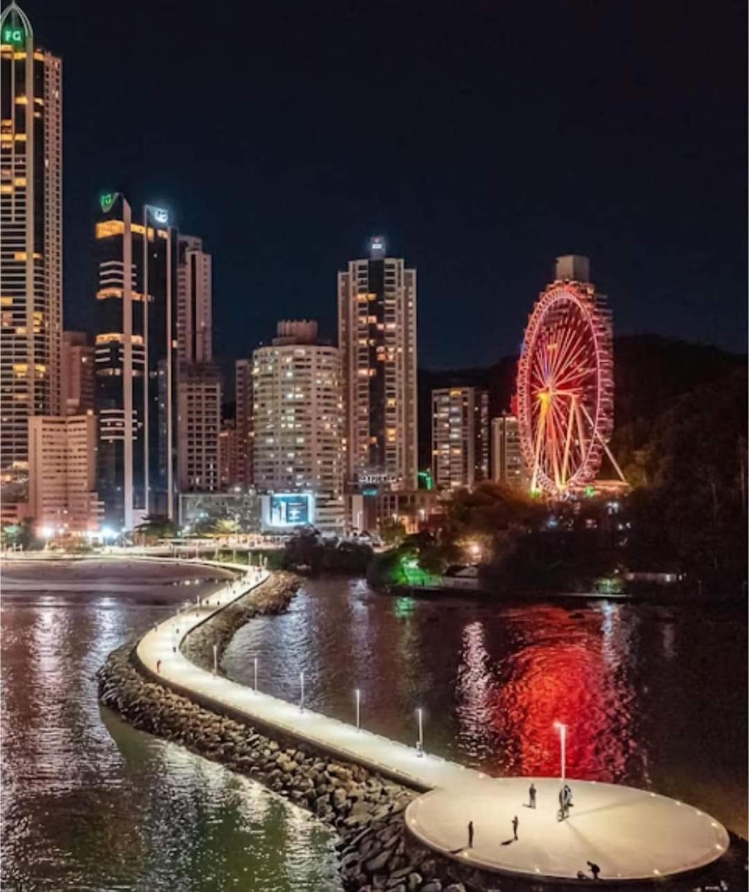 Quadra Mar Balneario Canboriu Sc